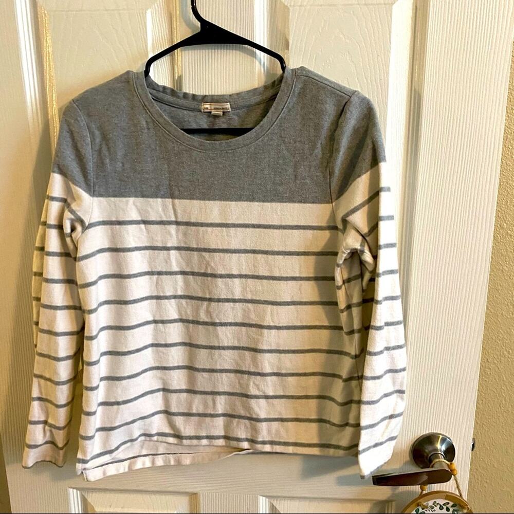 GAP Striped Long Sleeve Top Size Small